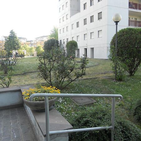Milan White Tower Flat Bisceglie M1 Hotel Exterior foto